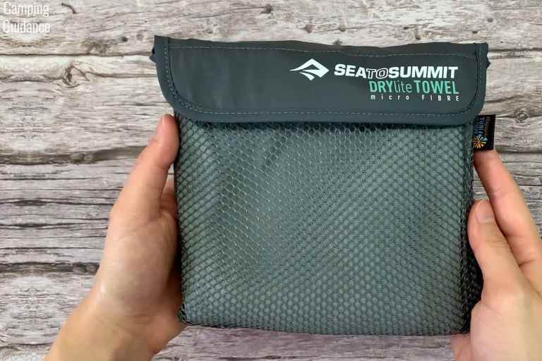 This is the Sea to Summit DryLite towel's storage pouch; it doesn't have a hanging loop.