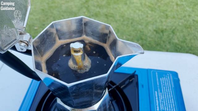 The brewing of the Bialetti Moka Express is almost done!