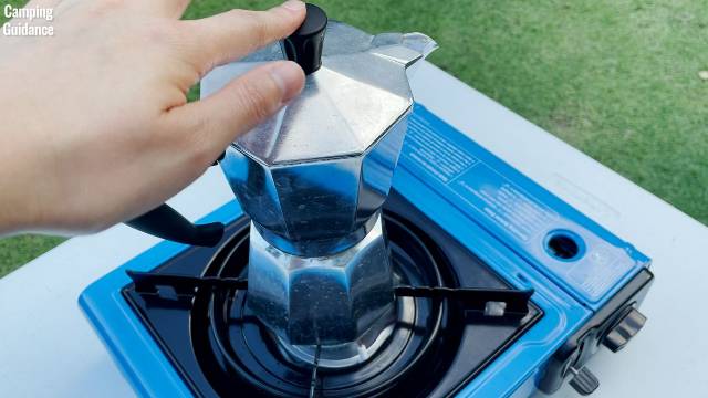 The Bialetti Moka Express has a heat-resistant knob on the lid so you can open it without burning yourself.