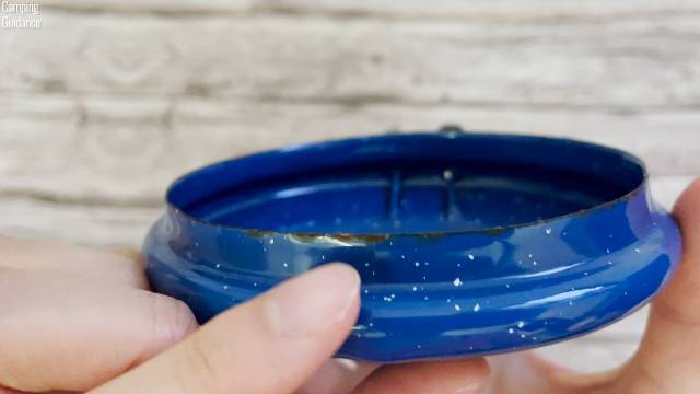 Rust forming on the rim of the lid of the GSI Outdoors 8-Cup Enamelware Percolator.