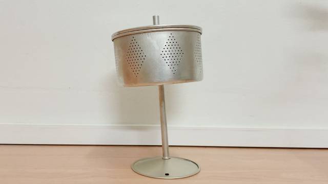 The stem/tube of the Primula Today Aluminum Percolator is extremely bent.