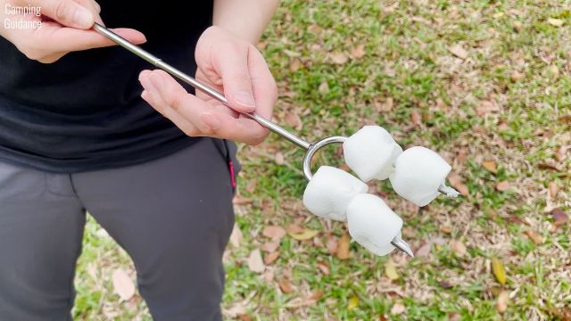 Here's what the Jolly Green Marshmallow Roasting Sticks looked like with 4 marshmallows on it.