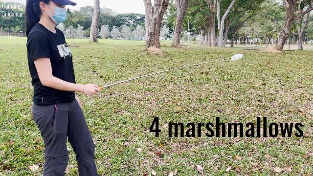 Here’s how much the Briout Marshmallow Roasting Sticks flexed (basically, minimal flex) with 4 marshmallows on it.