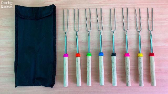 Here's my storage pouch and 8 Ezire Marshmallow Roasting Sticks.
