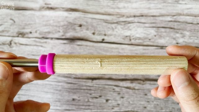 You can see the wood peeling off the handle of the Ezire Marshmallow Roasting Sticks.