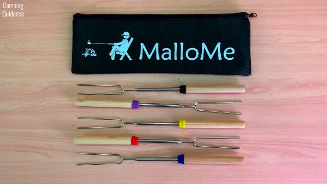 Here's my storage pouch and 5 MalloMe Marshmallow Roasting Sticks.