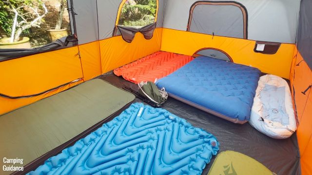 10 single sleeping pads in the Core Straight Wall Cabin 10