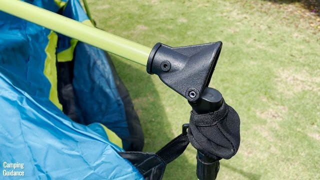 The defective pole of the Coleman Instant Cabin 10