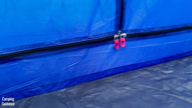 This is what the bottom of the pre-attached divider of the Columbia Mammoth Creek 10-Person Tent looks like.