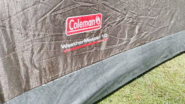 The seam in between the tent body and the bathtub flooring of the WeatherMaster 10-Person Tent was exposed to a lot of water during my rain test.