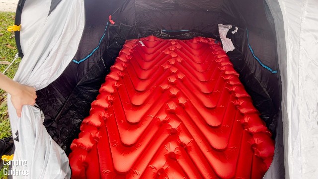 This is what 2 regular pads or a double pad will look like inside the Quechua 2 Seconds Fresh and Black Tent.