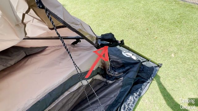 An elbow joint of the Coleman Instant Tent 4.