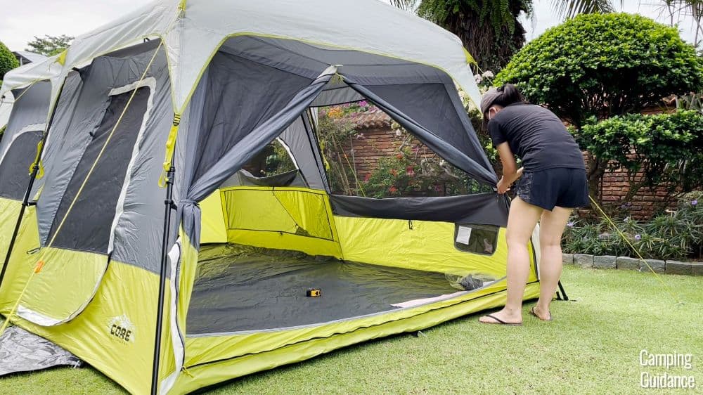 The T-door of the Core Instant Cabin 9.