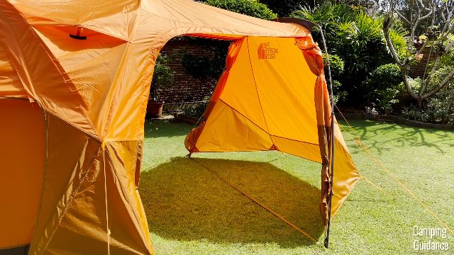 What the 2 doors to the vestibule of the Wawona 6 look like.