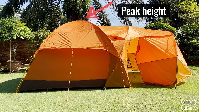 The side view of The North Face Wawona 6.