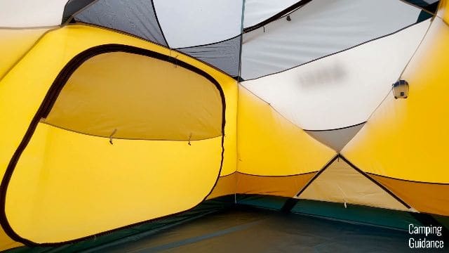 There are 6 loops on these 2 walls of the REI Base Camp 6 here, and that’s also my Apollo hanging on one of them.