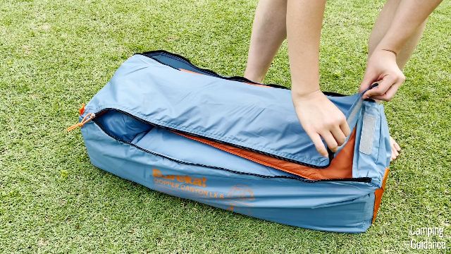 The carry bag of the Eureka Copper Canyon LX 6.