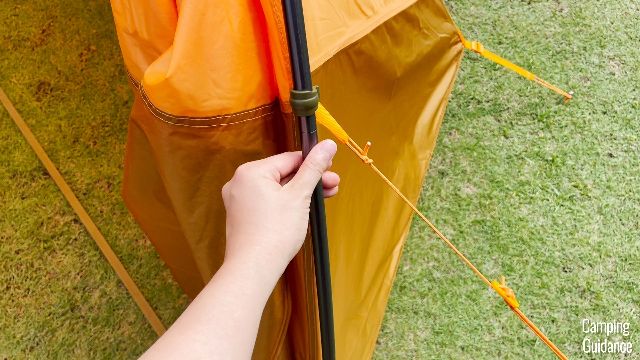 The DAC MX aluminum poles of The North Face Wawona 6.