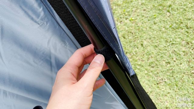 A close-up shot of one Velcro strip on the rainfly of the Caddis Rapid 6.