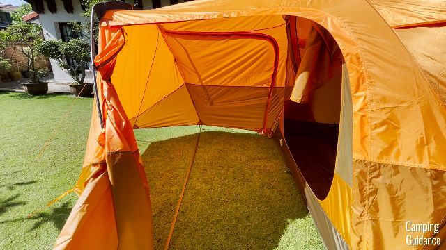 What the vestibule of The North Face Wawona 6 looks like.