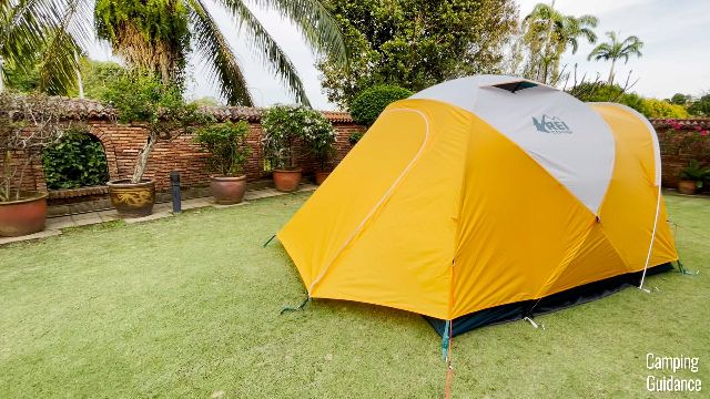 What the back vestibule looks like from the outside. You can also see the vestibule pole in this picture.