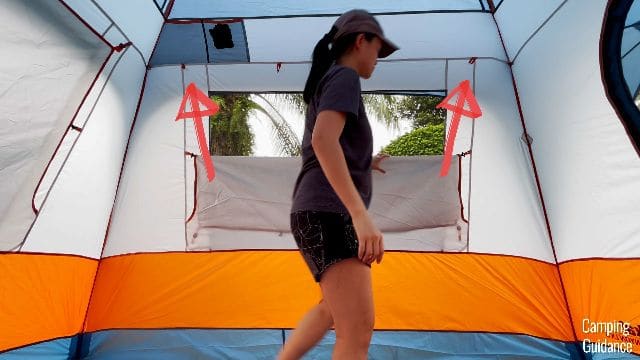 The red arrows are pointing to the 2 adjustable toggles.