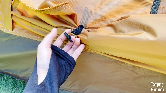 One of the toggles of the back window of the Wawona.