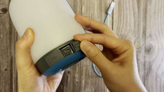 The micro-USB input of the BioLite AlpenGlow 500.