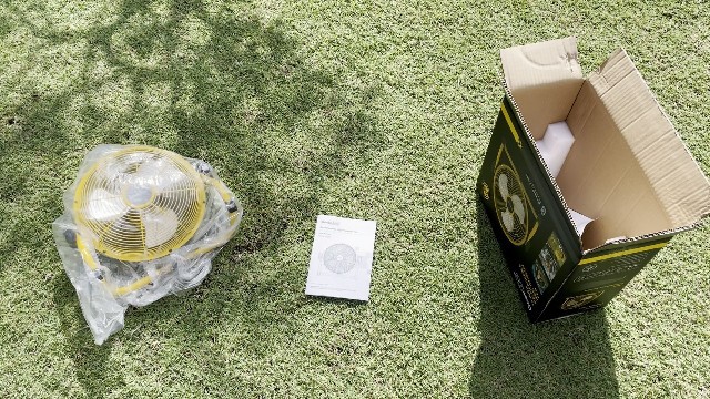 What comes in the box when you purchase the Geek Aire Portable Camping Fan.