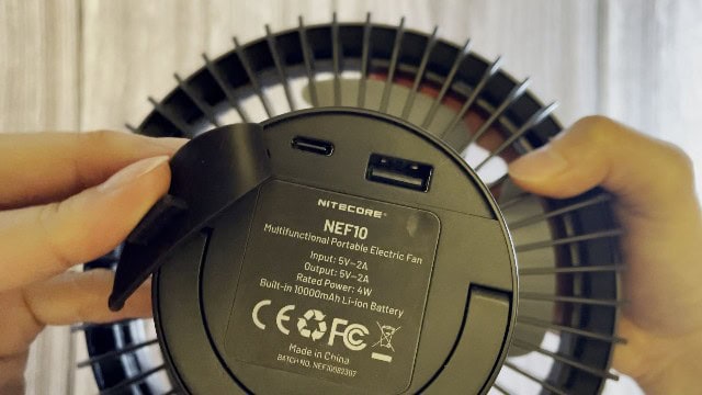 The input and output ports of the Nitecore NEF10 Fan.