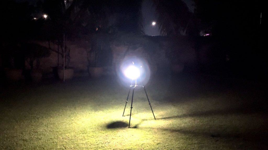 The Ledlenser ML6 on the brightest mode