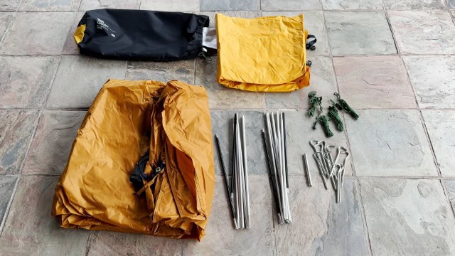 What you get in the box when you purchase the REI Trailmade 2.